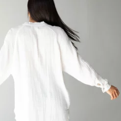 Natural Life Laid Back Button Down Top - White -Natural Life Shop 1A2A0133 scaled