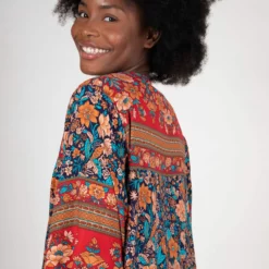 Natural Life Let's Go West Kaftan - Navy Red Floral Border -Natural Life Shop 1A2A0190 scaled