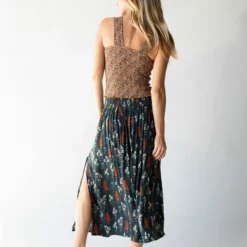 Natural Life Addie Midi Skirt - Charcoal Bouquet -Natural Life Shop 1A2A4712 scaled