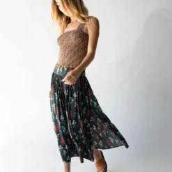 Natural Life Addie Midi Skirt - Charcoal Bouquet -Natural Life Shop 1A2A4733 scaled