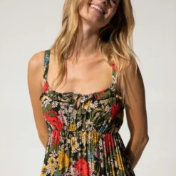 Natural Life Elizabeth Maxi Dress - Black Red Poppy -Natural Life Shop 1A2A4838 scaled