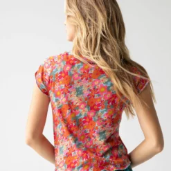 Natural Life Lily Printed Knit Tee Shirt - Pink Red Floral -Natural Life Shop 1A2A5706 scaled