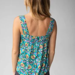 Natural Life Kate Pleated Tank Top - Turquoise Floral -Natural Life Shop 1A2A6255 scaled