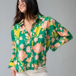 Natural Life Lara Button Down - Green Coral Floral -Natural Life Shop 1A2A7309 scaled