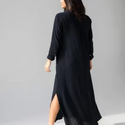 Natural Life Drew Gauze Shirt Dress - Black -Natural Life Shop 1A2A7386 scaled