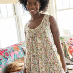 Natural Life Free Spirit Knit Tank Top - Cream Botanicals -Natural Life Shop 1A2A9327 scaled