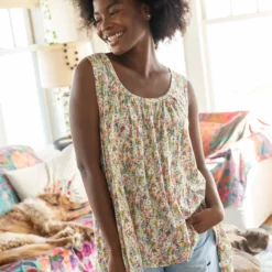 Natural Life Free Spirit Knit Tank Top - Cream Botanicals -Natural Life Shop 1A2A9341 scaled