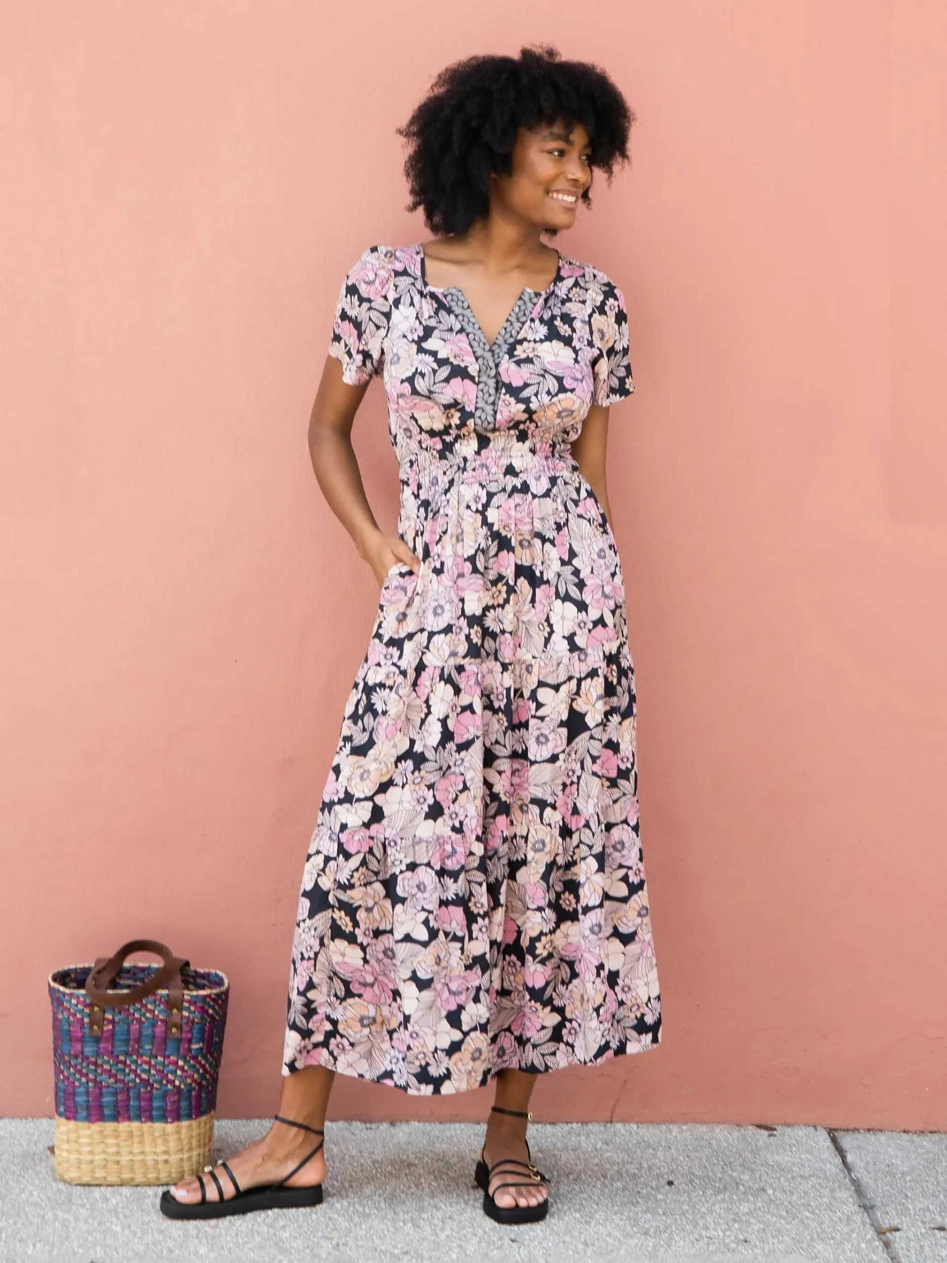 Natural Life Bella Maxi Dress - Light Pink Floral 5 Natural Life Bella Maxi Dress - Light Pink Floral - Image 3