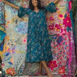 Natural Life Double-Sided Cozy Coverlet - Watercolor Floral -Natural Life Shop 484A0259 scaled