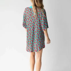 Natural Life Charlie V-Neck Dress - Red Blue Floral 9 Natural Life Charlie V-Neck Dress - Red Blue Floral -Natural Life Shop 484A0335 20copy scaled
