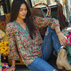 Natural Life Rowan Top - Cream Turquoise Mix 9 Natural Life Rowan Top - Cream Turquoise Mix -Natural Life Shop 484A4116 20copy scaled