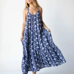 Natural Life Brooklynn Maxi Dress - Blue Navy Floral -Natural Life Shop 484A4213 google scaled