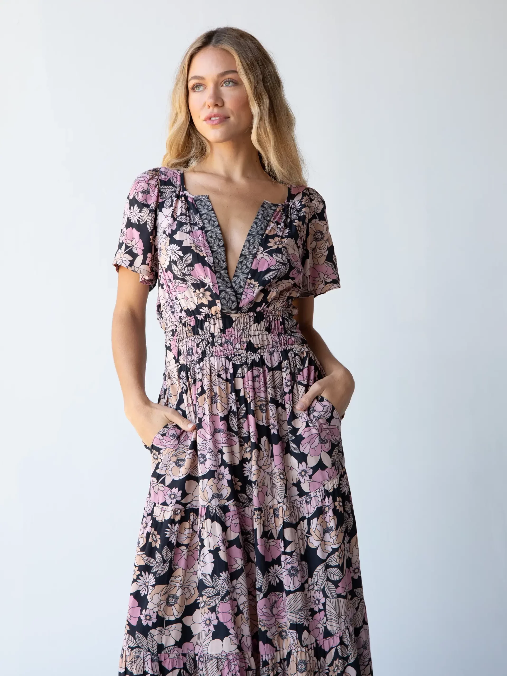 Natural Life Bella Maxi Dress - Light Pink Floral 4 Natural Life Bella Maxi Dress - Light Pink Floral - Image 2