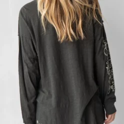 Natural Life Doodle Tee - Washed Charcoal -Natural Life Shop 484A7350 20copy scaled