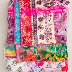 Natural Life Double-Sided Cozy Coverlet - Watercolor Floral -Natural Life Shop BSS000058 4 scaled