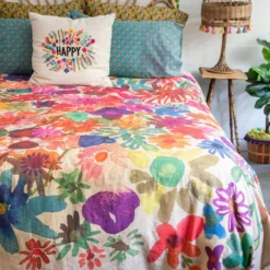 Natural Life Tapestry Coverlet - Bright Floral Garden -Natural Life Shop BSS000061 2 scaled