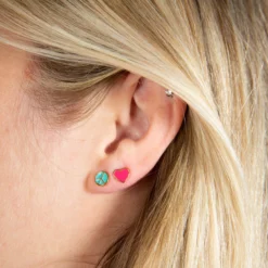 Natural Life Happy Little Stud Earrings - Peace Heart 7 Natural Life Happy Little Stud Earrings - Peace Heart -Natural Life Shop ERNG110 2 scaled