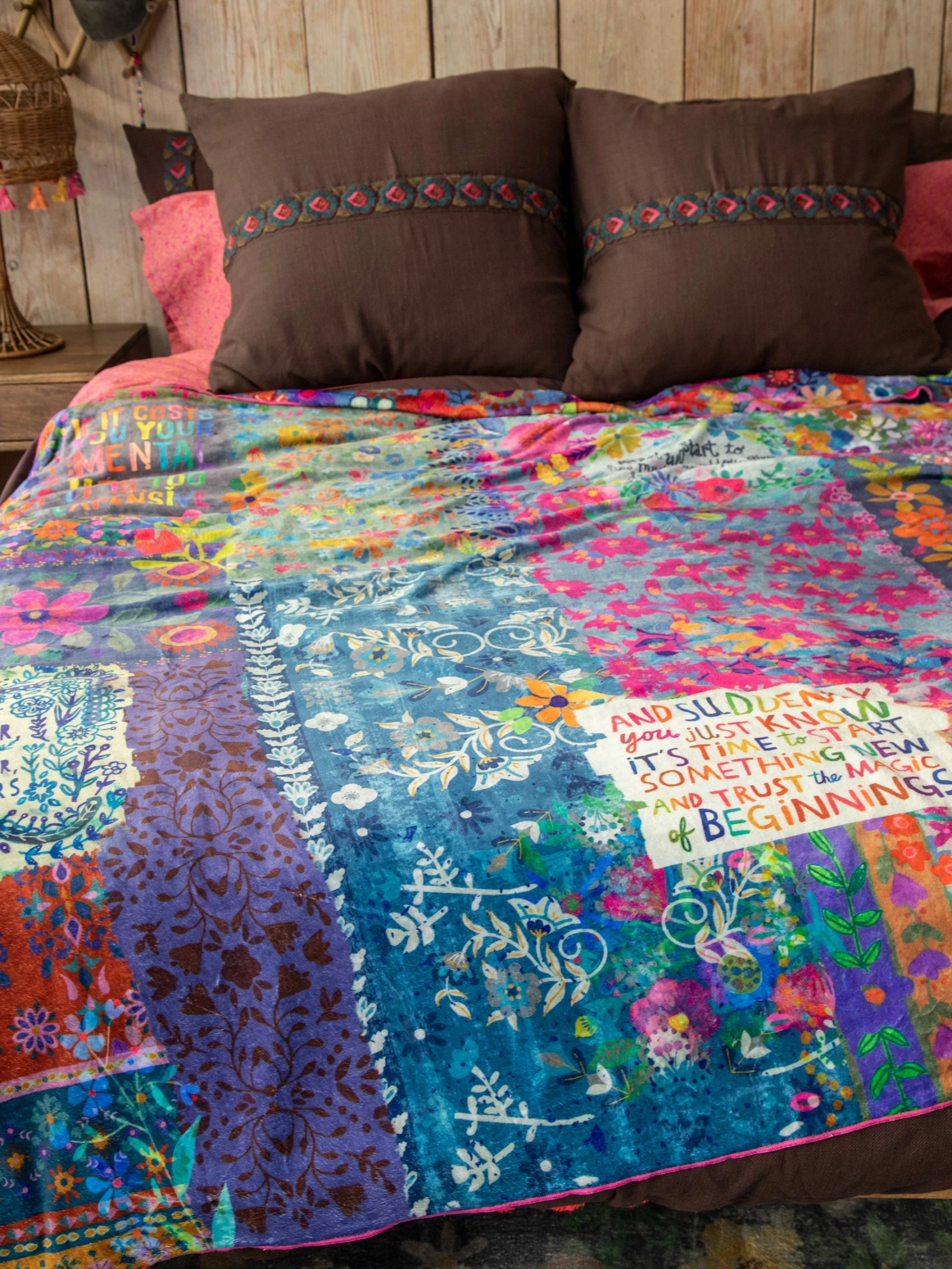 Natural Life XL Double-Sided Cozy Blanket - Fearless 5 Natural Life XL Double-Sided Cozy Blanket - Fearless - Image 3