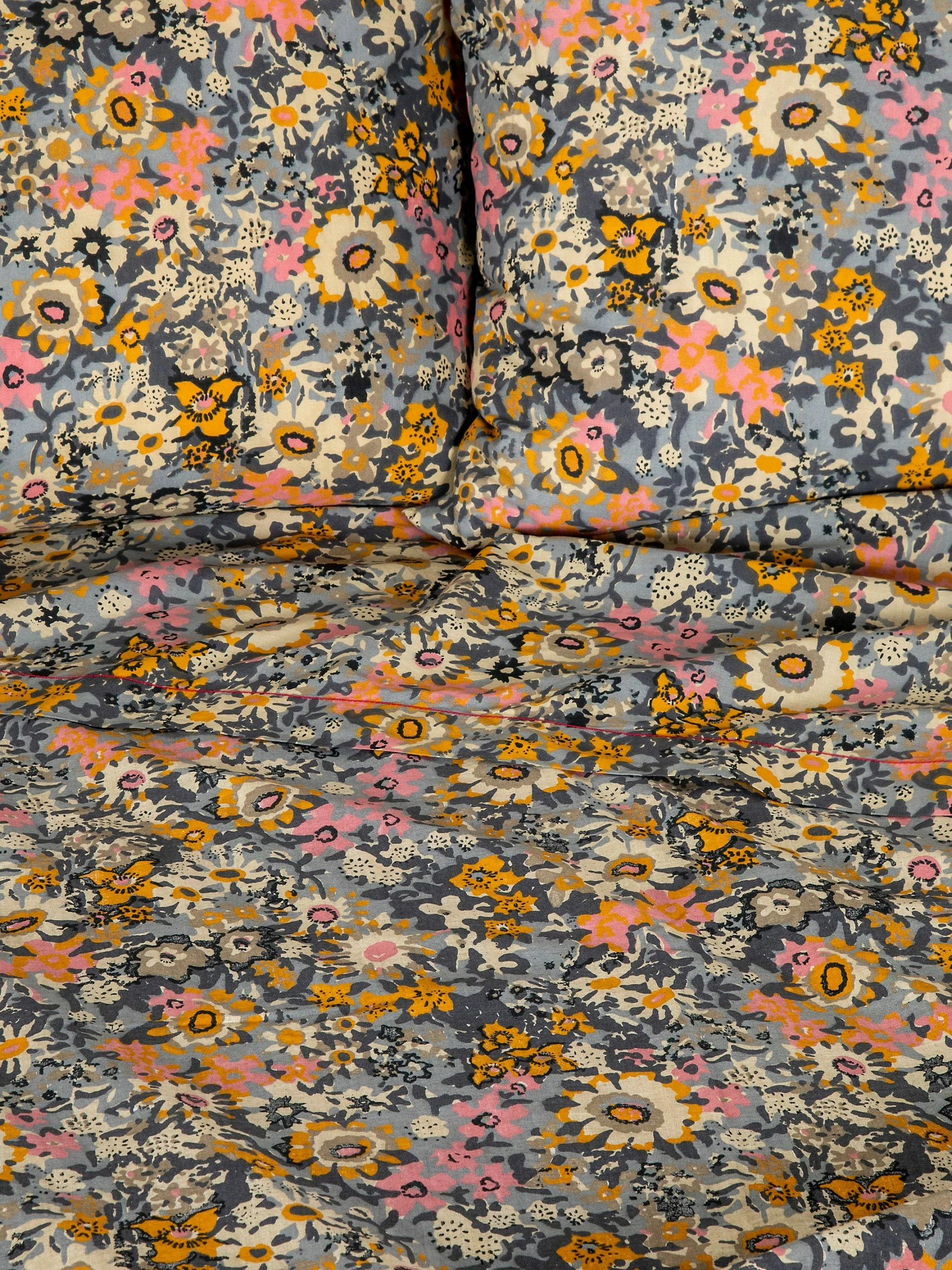 Natural Life Mix & Match Soft Cotton Flat Sheet - Grey Cara 6 Natural Life Mix & Match Soft Cotton Flat Sheet - Grey Cara - Image 4