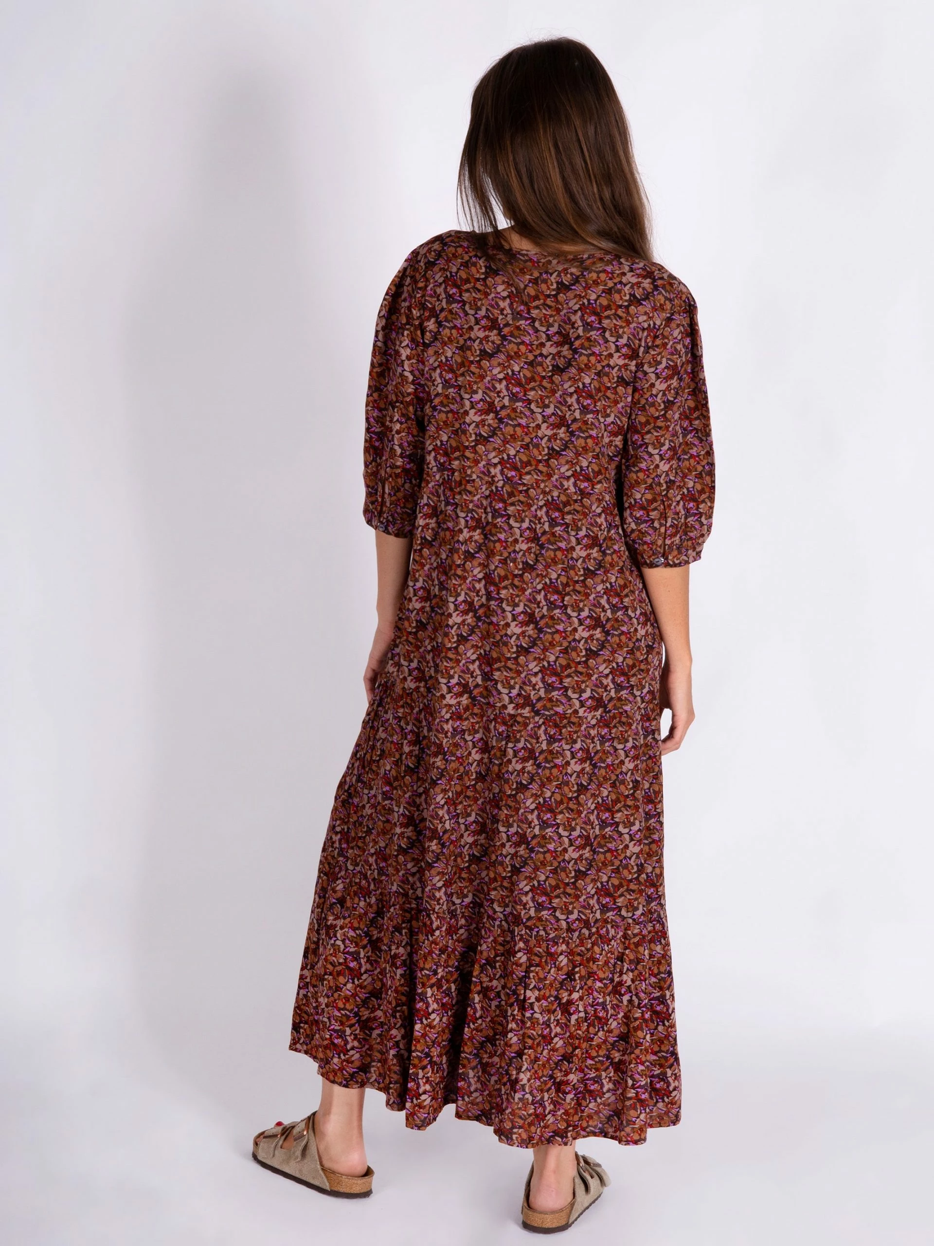 Natural Life Sage V-Neck Maxi Dress - Coco Floral 7 Natural Life Sage V-Neck Maxi Dress - Coco Floral - Image 5