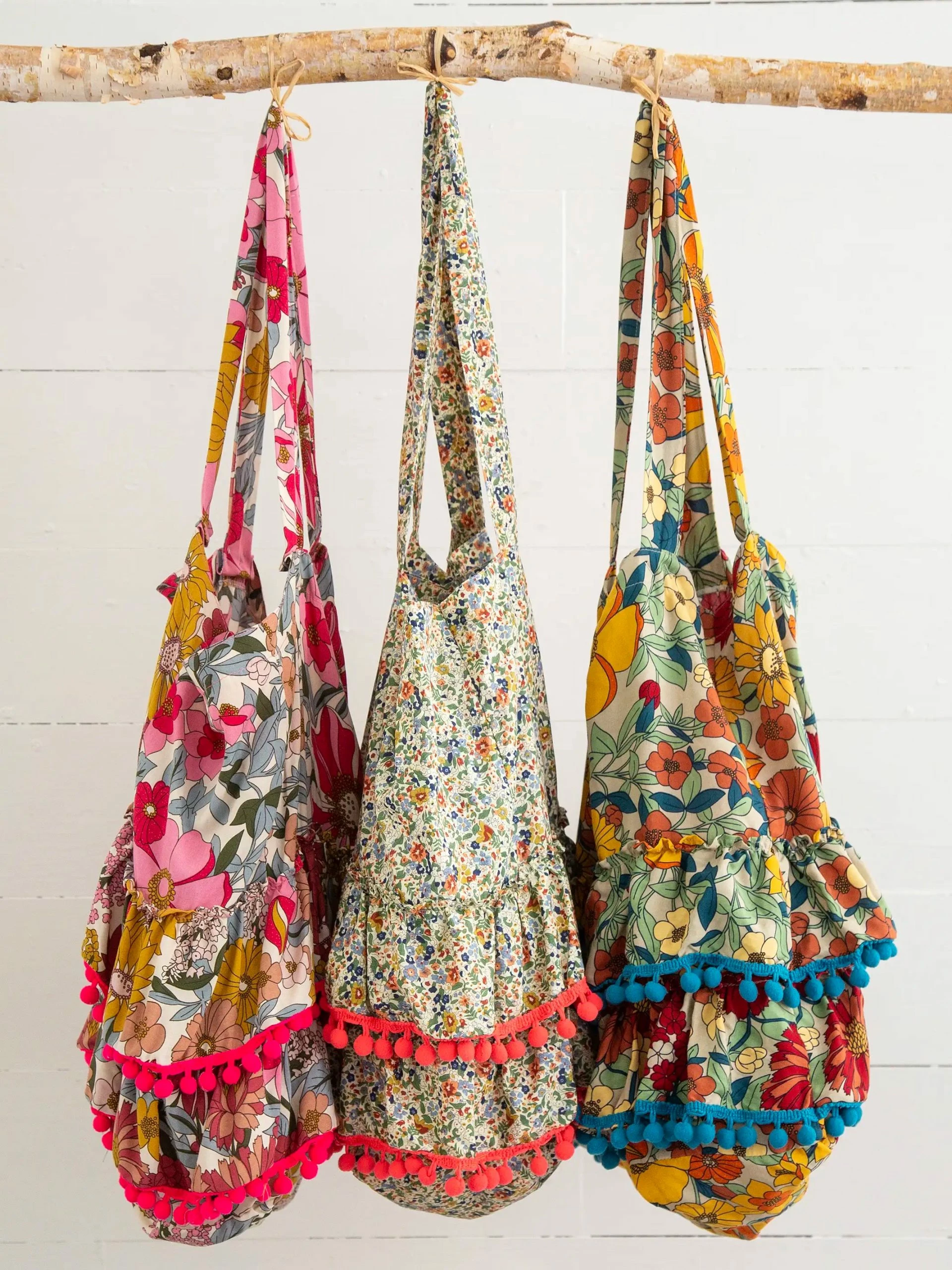 Natural Life Ruffle Tote Bag - Gold Vintage Floral 3 Natural Life Ruffle Tote Bag - Gold Vintage Floral