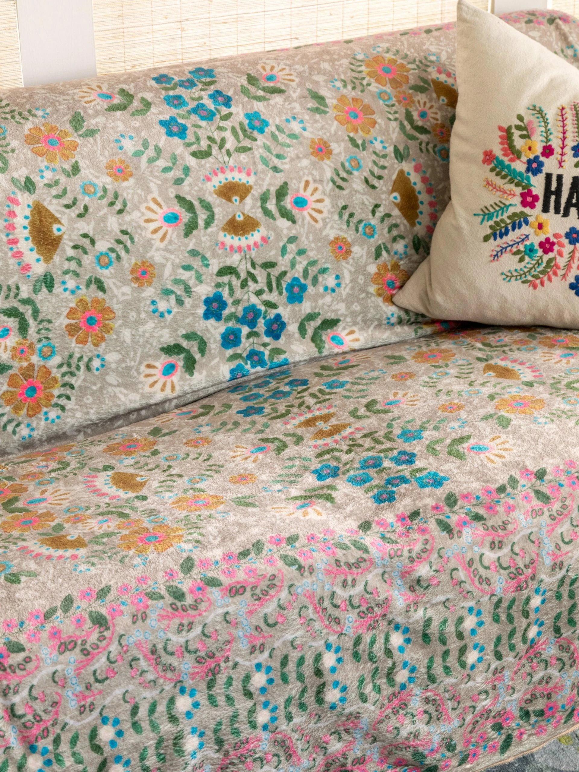 Natural Life Perfect Cozy Couch Cover - Mandala 5 Natural Life Perfect Cozy Couch Cover - Mandala - Image 3