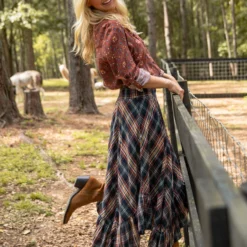 Natural Life Feelin' Alive Convertible Midi Skirt - Navy Plaid -Natural Life Shop SKRT234 5b545102 ab03 496c a7d9 df059ef93233 scaled