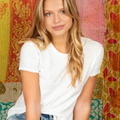 Natural Life Short Sleeve Weekend Tee Shirt - White