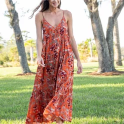 Natural Life Riley Maxi Dress - Orange Floral 11 Natural Life Riley Maxi Dress - Orange Floral -Natural Life Shop VP3A0617 scaled