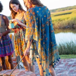 Natural Life Meera Convertible Kimono - Navy -Natural Life Shop VP3A1730 scaled