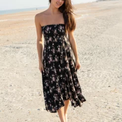 Natural Life Favorite Convertible Skirt - Black Multi Rose -Natural Life Shop VP3A6067 scaled