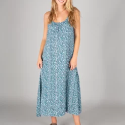 Natural Life Coco Cotton Cover-Up Midi Dress - Blue Floral Vines -Natural Life Shop VP3A7606 scaled