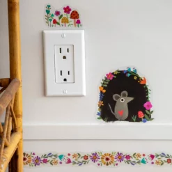 Natural Life Bungalow Wall Decals - Folk Flower -Natural Life Shop WDR000031 7 scaled